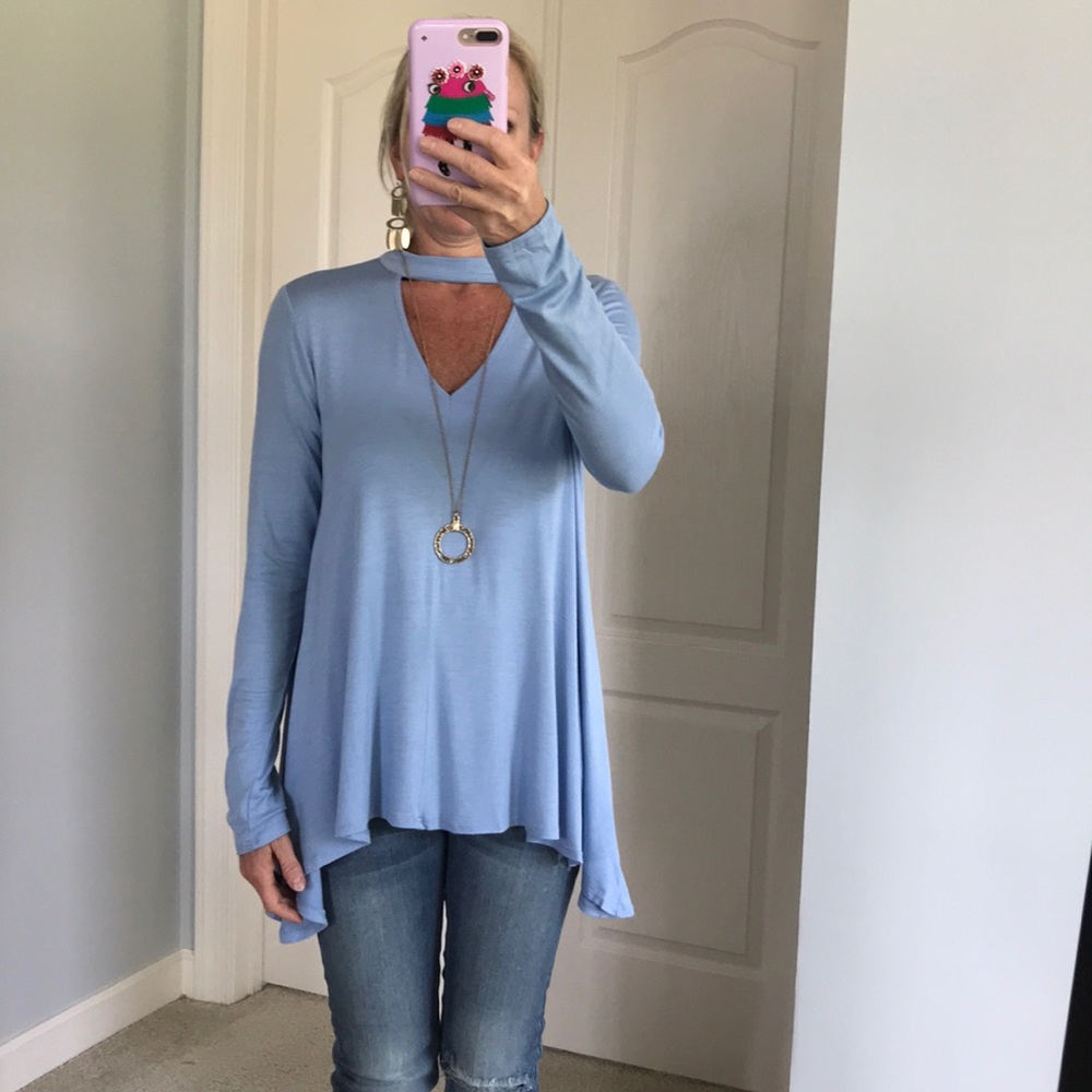 πHPπSIZE SM LEFTπGorgeous Baby Blue Tunic - Picture 3 of 7